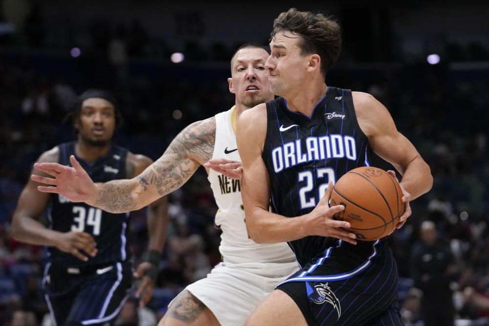 两人跌出了 两人跌出了