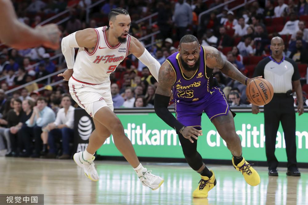 己的发展轨 己的发展轨