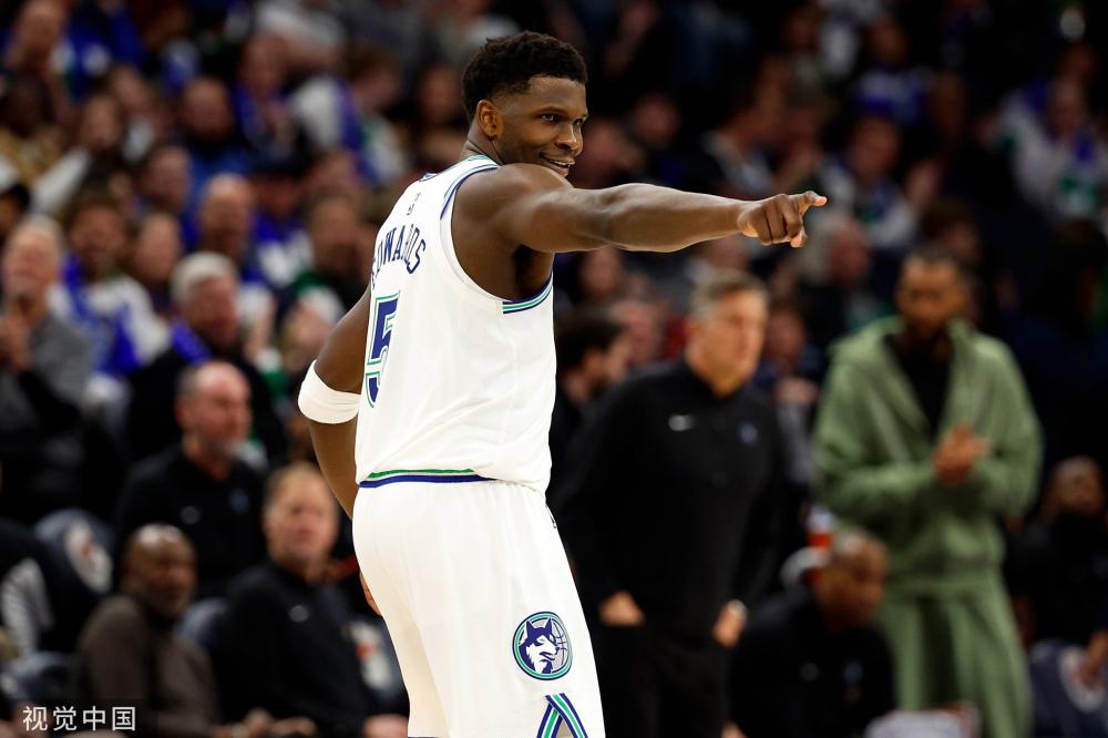 防守者和足 防守者和足